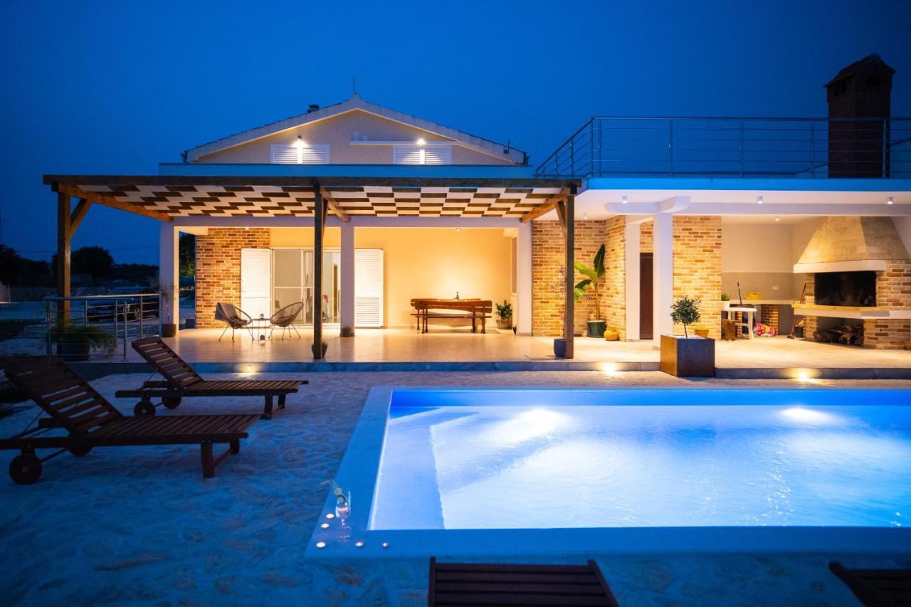 Iva With Heated Pool * Galovac (Zadar)